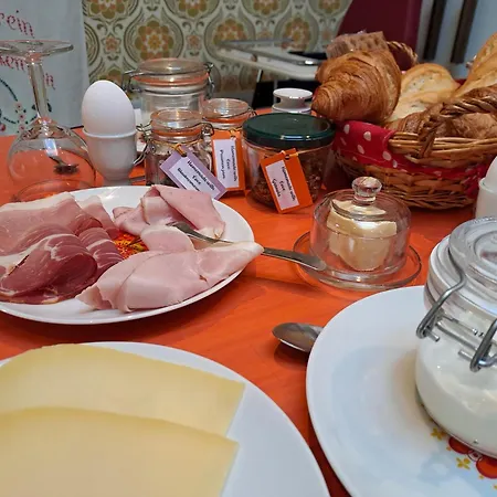 Ut Kantuurke Gæstehus 3*