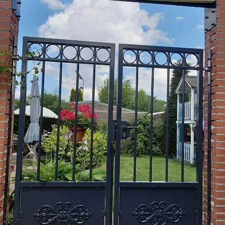 Ut Kantuurke 3* Neer