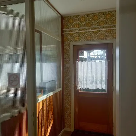 Ut Kantuurke Guest house *